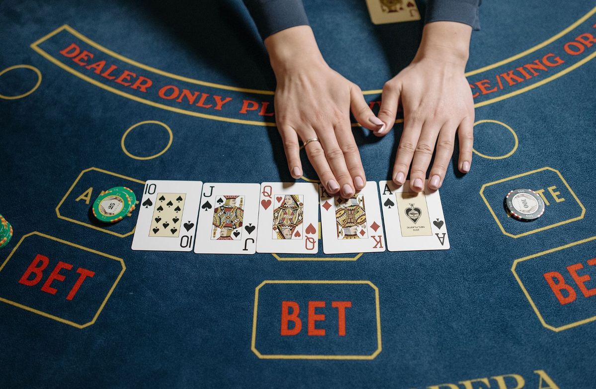 Golden Joker Slot Live Casino